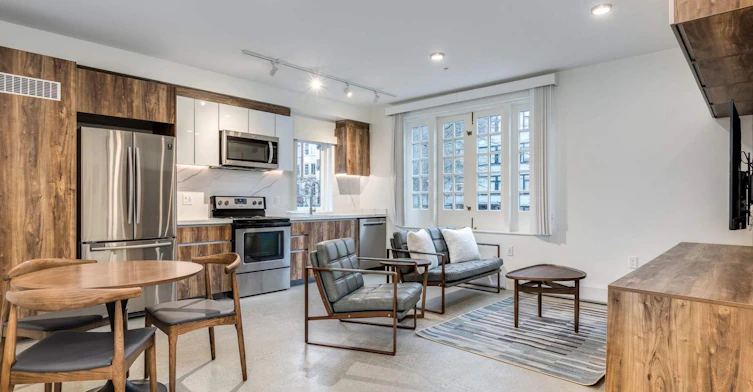 107-1170 Barclay Street, Vancouver, BC, V6E 1H1