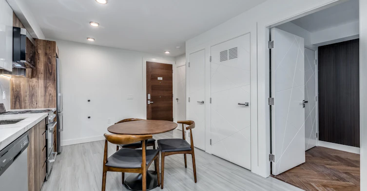 105-1168 Pendrell Street, Vancouver, BC, V6E 1L4 - 11
