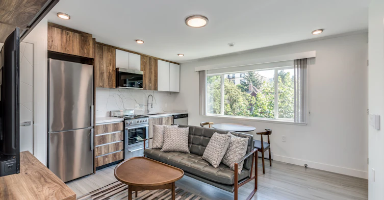 402-1168 Pendrell Street, Vancouver, BC, V6E 1L4 - 2