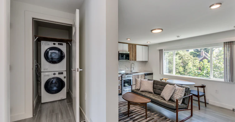 402-1168 Pendrell Street, Vancouver, BC, V6E 1L4 - 9