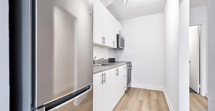 1046 Bathurst Street, Toronto, ON, M5R 3G7 - 6