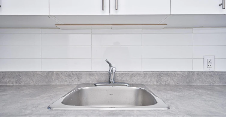 1046 Bathurst Street, Toronto, ON, M5R 3G7 - 4