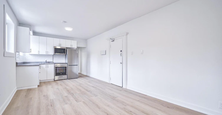 1046 Bathurst Street, Toronto, ON, M5R 3G7 - 2