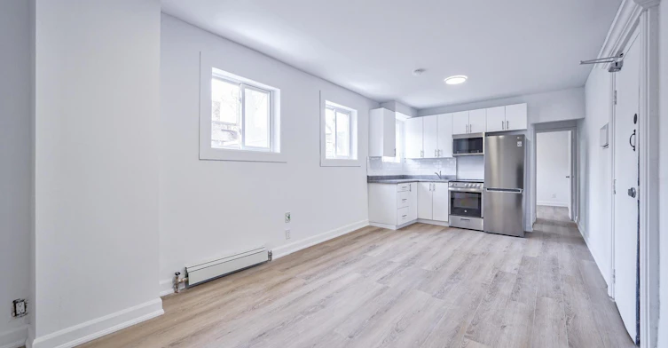 1046 Bathurst Street, Toronto, ON, M5R 3G7 - 8