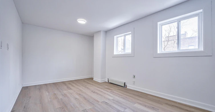1046 Bathurst Street, Toronto, ON, M5R 3G7 - 9