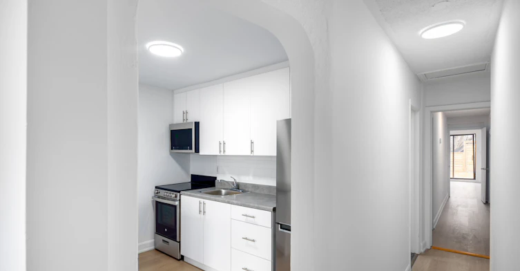 1046 Bathurst Street, Toronto, ON, M5R 3G7 - 14