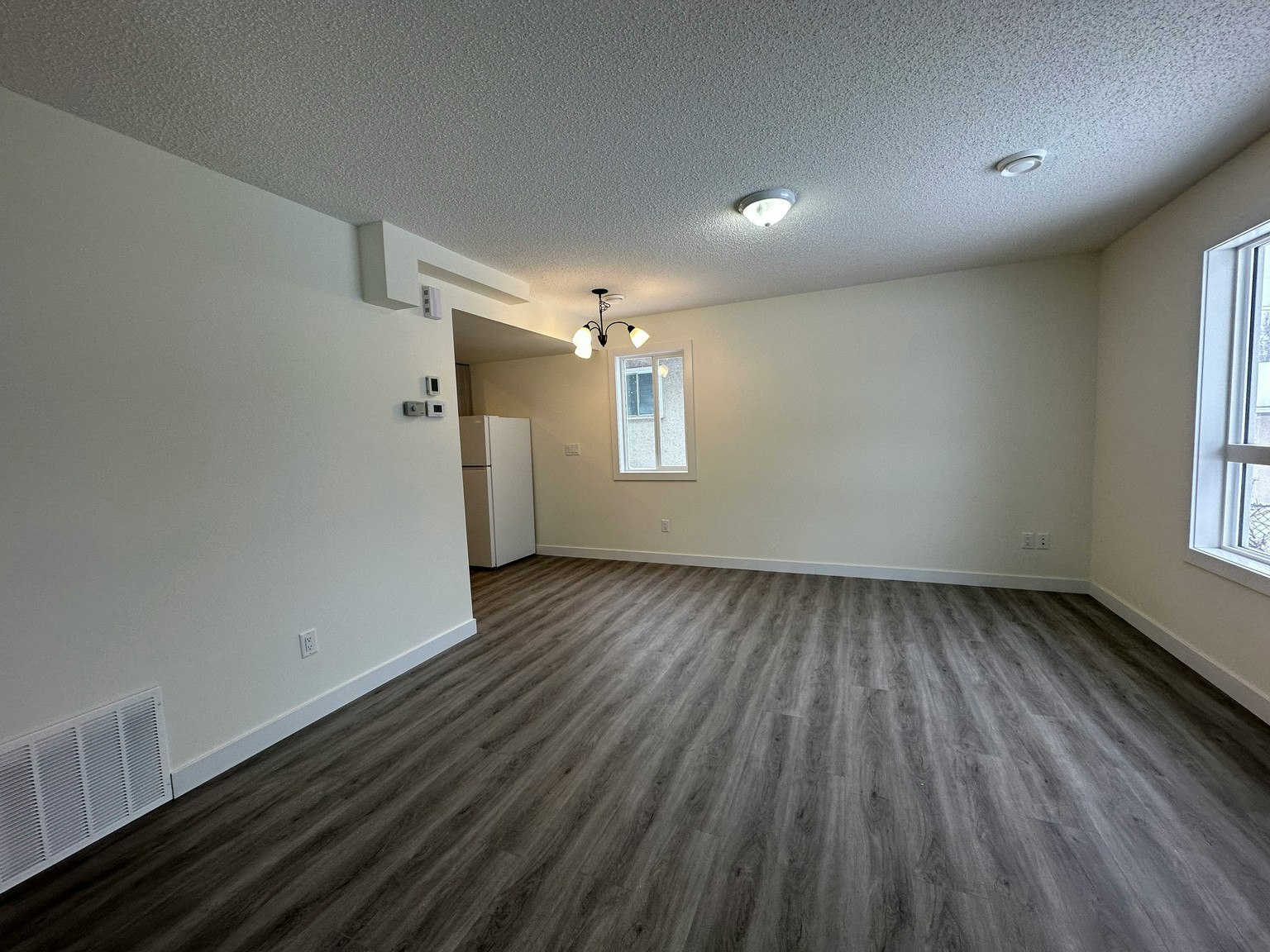 1-11903 93 Street Northwest, Edmonton, AB, T5G 1E6 - 3