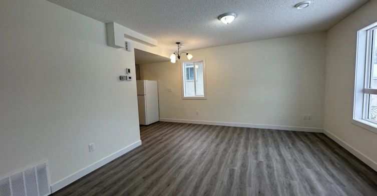1-11903 93 Street Northwest, Edmonton, AB, T5G 1E6 - 3