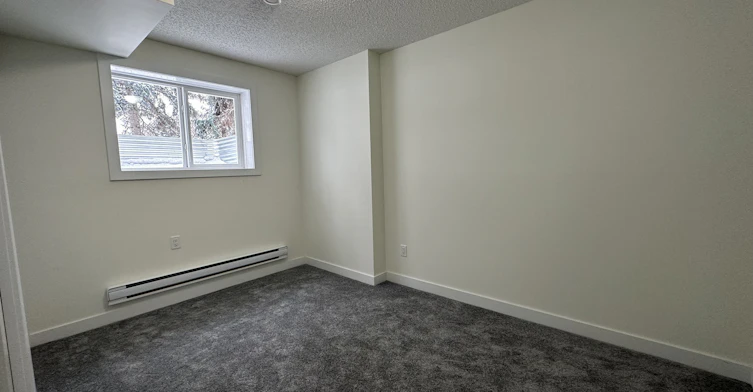 1-11903 93 Street Northwest, Edmonton, AB, T5G 1E6 - 4