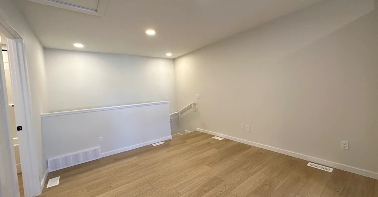 3-20740 24 Avenue Northwest, Edmonton, AB, T6M 2P1 - 5