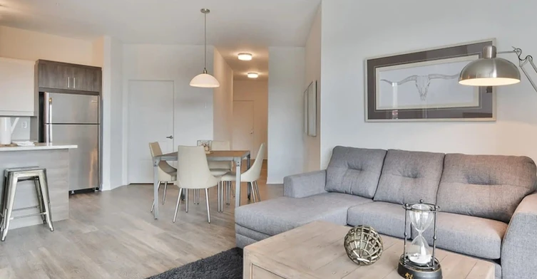 7165 Lunan Street, Brossard, QC, J4Y 0S1 - 2