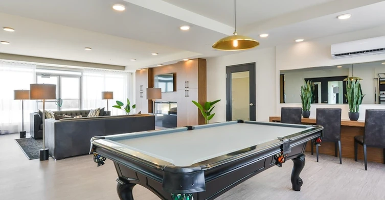 9155 Lennon Street, Brossard, QC, J4Y 0R8 - 9