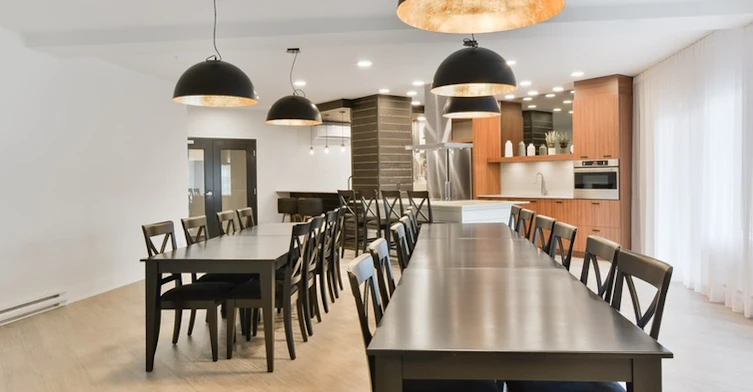 400 Saint Francis Boulevard, Châteauguay, QC, J6J 0E7 - 8