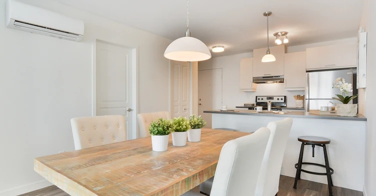 170 Harmonie Street, Delson, QC, J5B 0A8