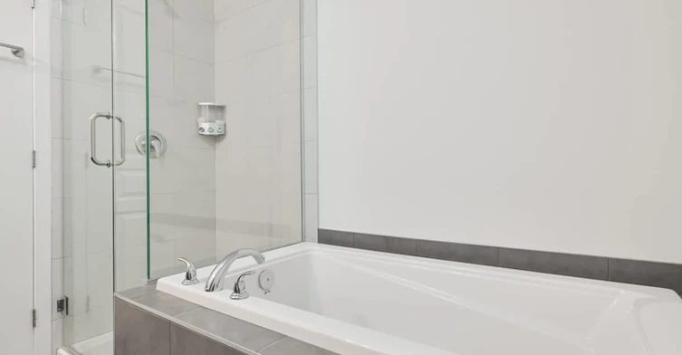 235 Cuvillier Street West, Longueuil, QC, J4L 0A7 - 7