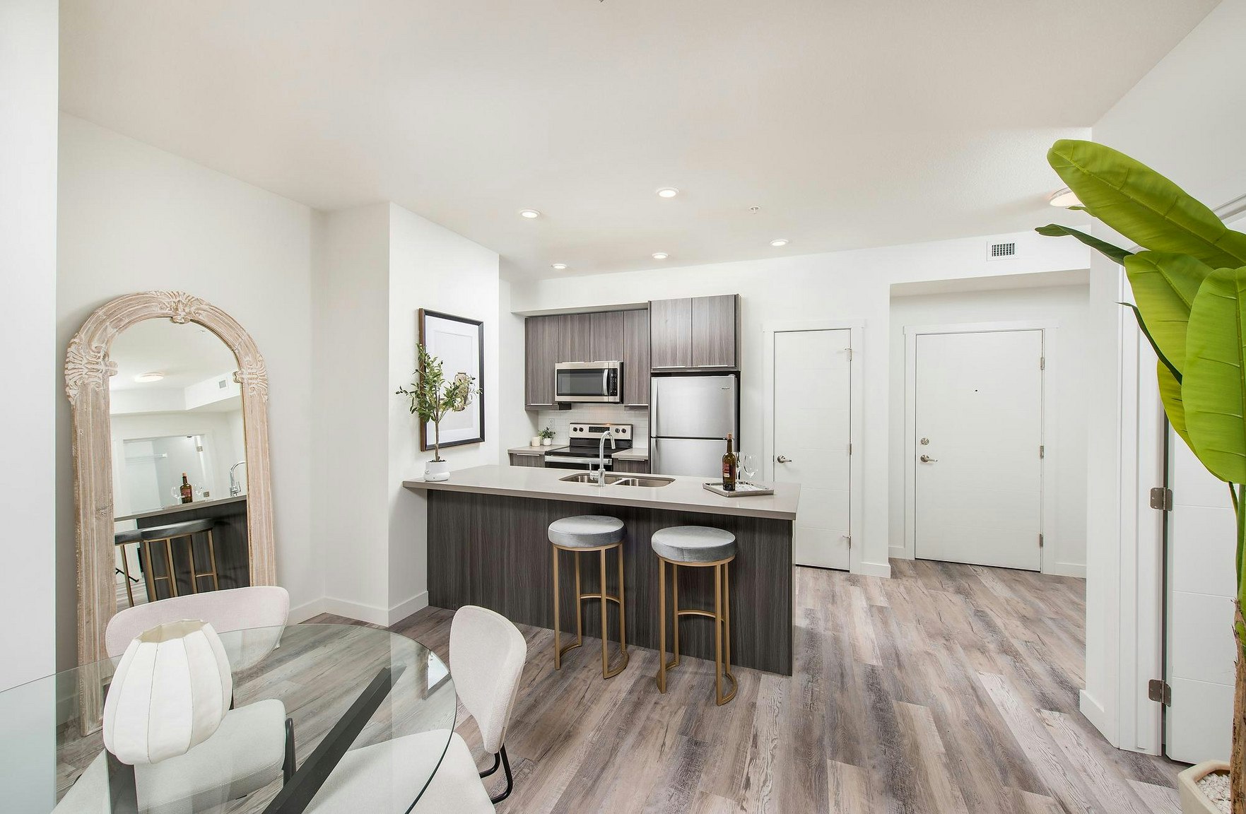 17627 63 Street NW, Edmonton, AB, T5Y 4G3 - 3