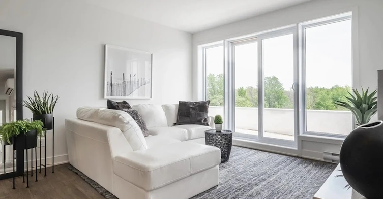 233-21 Ronsard Street, Saint-Constant, QC, J5A 0S9 - 5