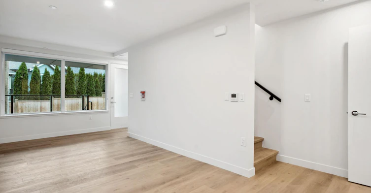 3572 Glen Drive, Vancouver, BC, V5V 0J6