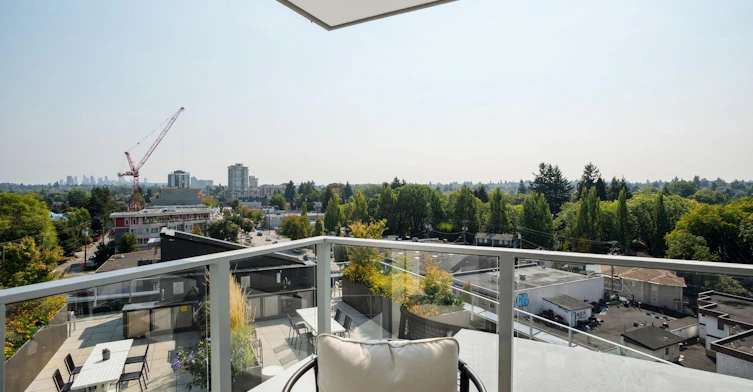 3572 Glen Drive, Vancouver, BC, V5V 0J6 - 17