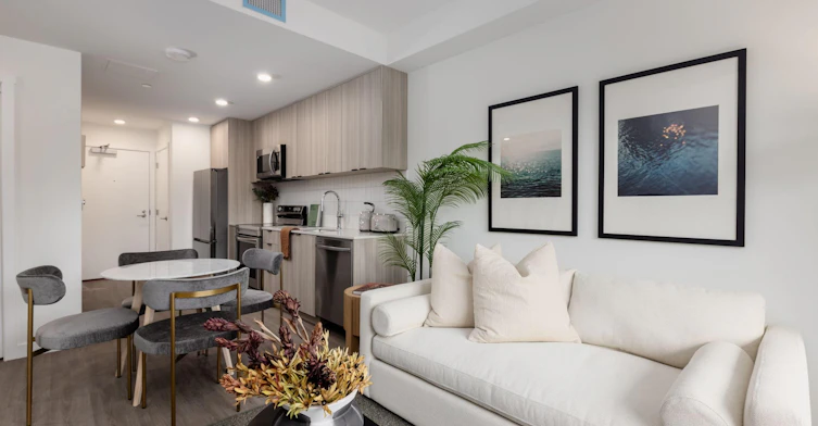 C4-633 Gardena Drive, Coquitlam, BC, V3J 3W4