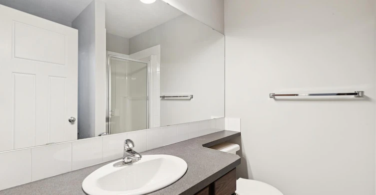 21317 46 Avenue Northwest, Edmonton, AB, T6M 0H1 - 3