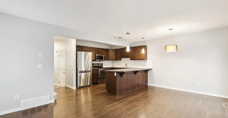 21317 46 Avenue Northwest, Edmonton, AB, T6M 0H1 - 12