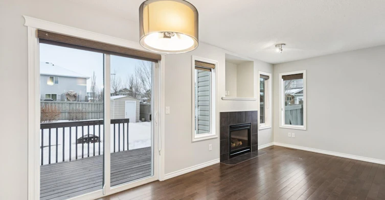 21317 46 Avenue Northwest, Edmonton, AB, T6M 0H1 - 8