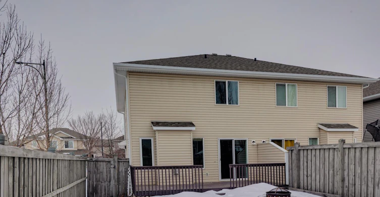 21317 46 Avenue Northwest, Edmonton, AB, T6M 0H1 - 23