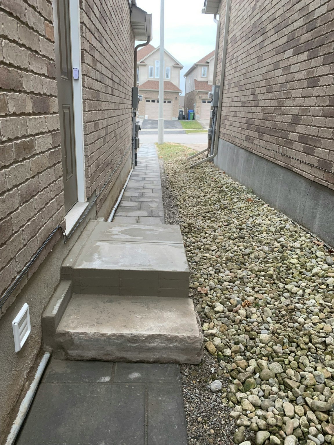 22 Dudley Drive, Guelph, ON, N1G 0E6 - 3