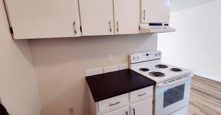 241 Scott Avenue, Penticton, BC, V2A 2J6 - 9