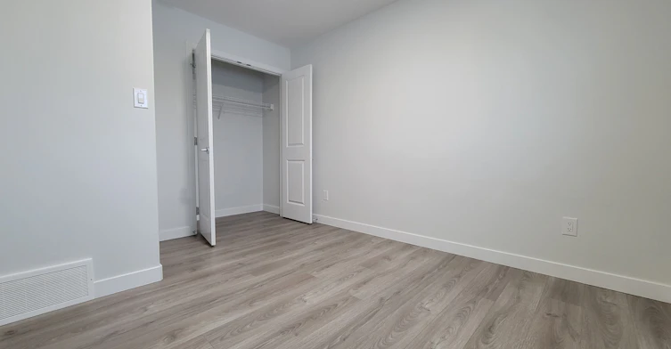 9475 Colak Lane Southwest, Edmonton, AB, T6W 1A6 - 9