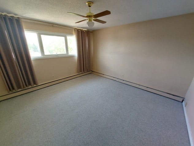 3606 57 Avenue, Red Deer, AB, T4P 3Y9 - 4