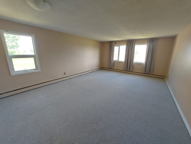 3606 57 Avenue, Red Deer, AB, T4P 3Y9 - 13