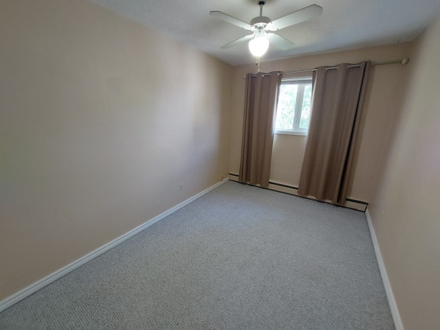 3606 57 Avenue, Red Deer, AB, T4P 3Y9 - 6