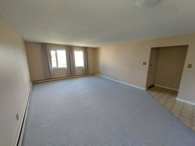 3606 57 Avenue, Red Deer, AB, T4P 3Y9 - 10