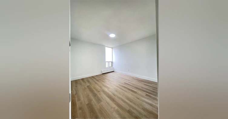 70 Paisley Boulevard West, Mississauga, ON, L5B 1E1 - 13