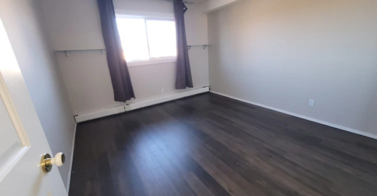 4732 54 Street, Red Deer, AB, T4N 2G3 - 3