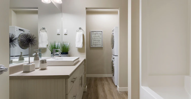 Vigor I-140 Eaglewood Drive, Winnipeg, MB, R3Y 1Z1 - 2