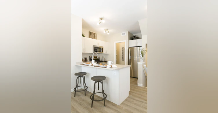 Vigor I-140 Eaglewood Drive, Winnipeg, MB, R3Y 1Z1 - 19