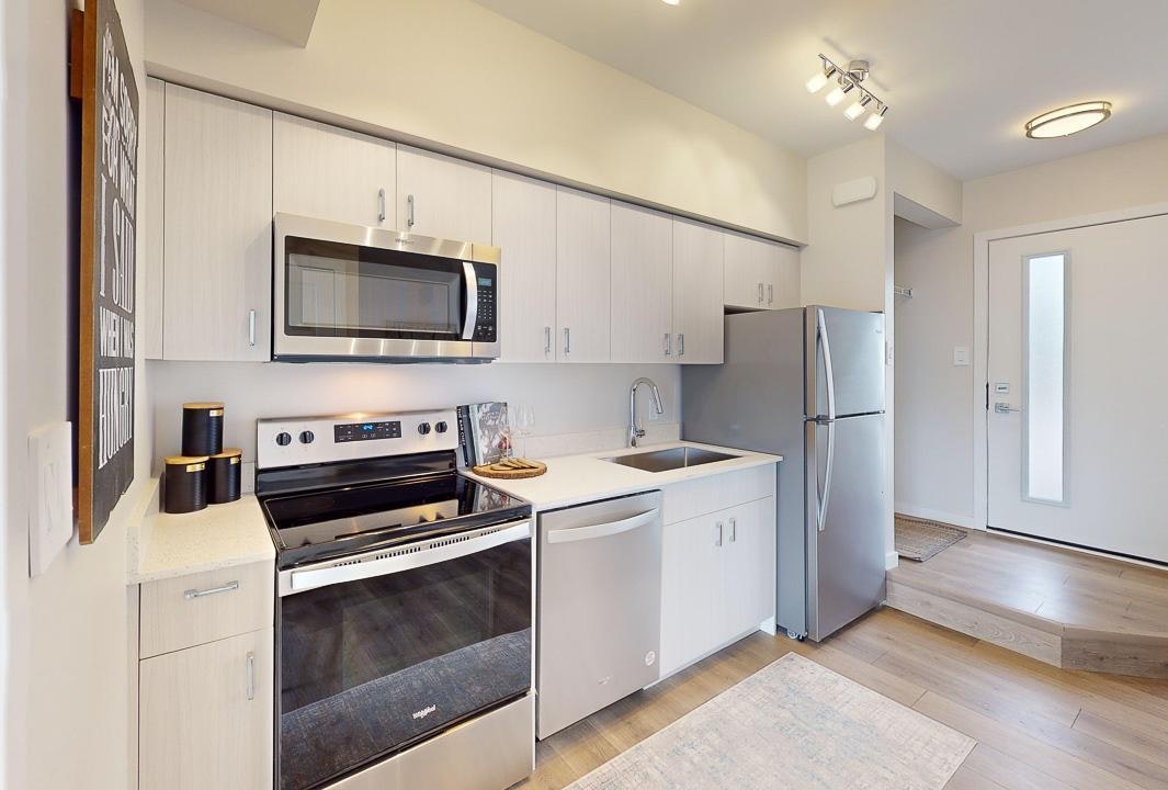Stratus-20 Ken Oblik Drive, Winnipeg, MB, R2G 2W0 - 9