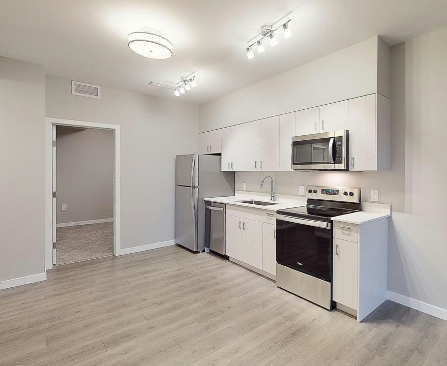 Zephyr-20 Ken Oblik Drive, Winnipeg, MB, R2G 2W0 - 3