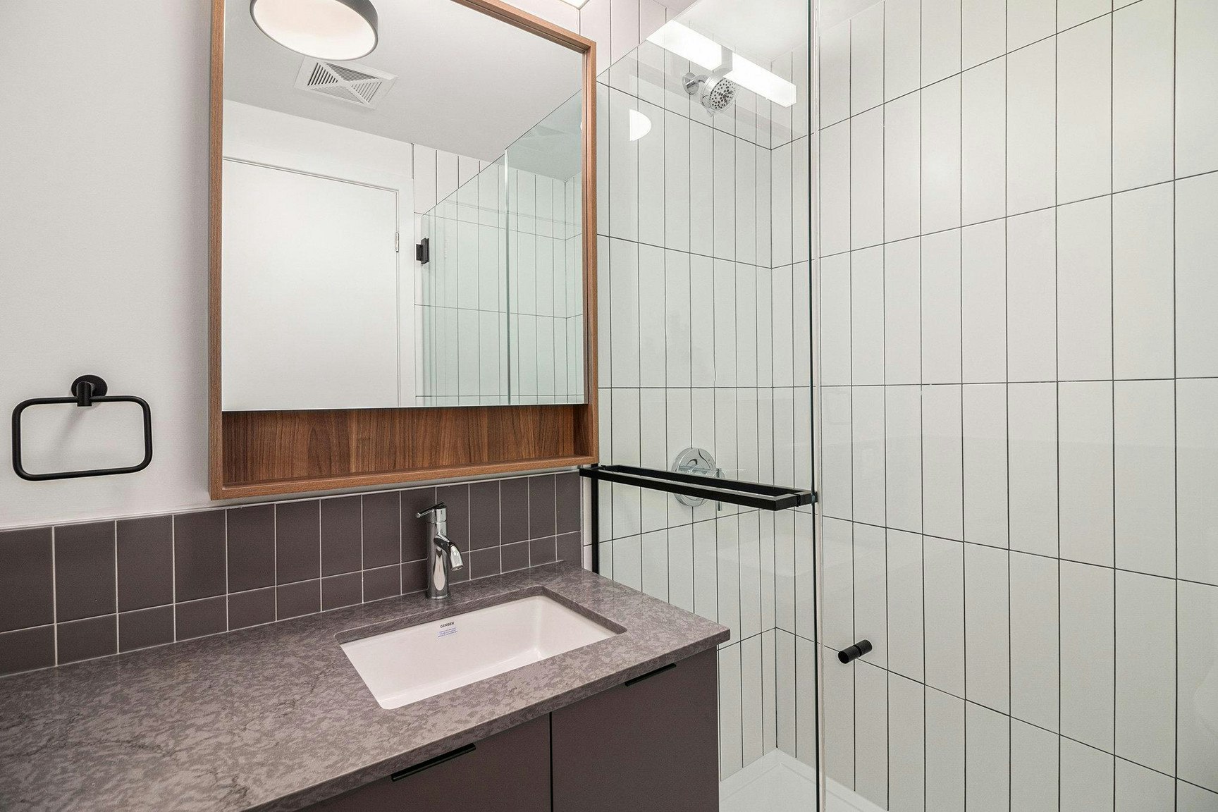 2802bd1d-280 Montgomery Street, Ottawa, ON, K1L 0B9 - 17
