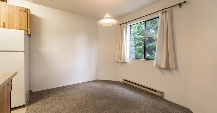 314B-4038 Quadra Street, Saanich, BC, V8X 4C7 - 2