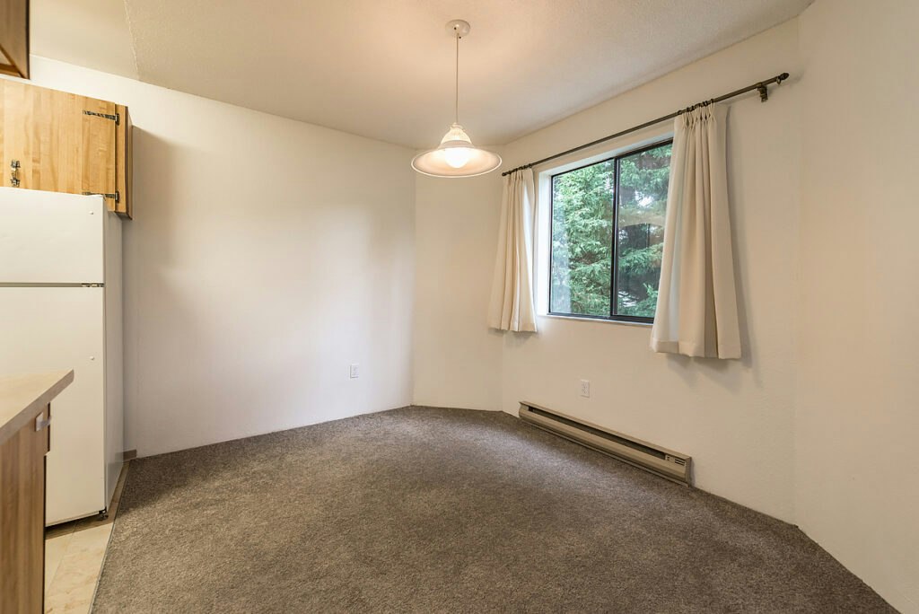 207A-4038 Quadra Street, Saanich, BC, V8X 4C7 - 2