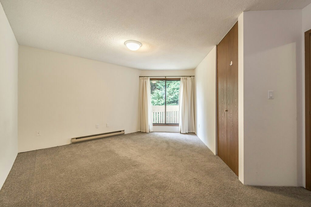 207A-4038 Quadra Street, Saanich, BC, V8X 4C7 - 4