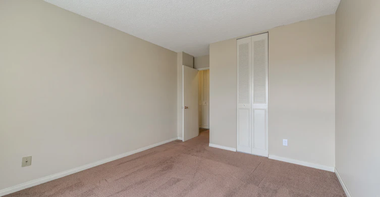 5210 122 Street Northwest, Edmonton, AB, T6H 3S4 - 13