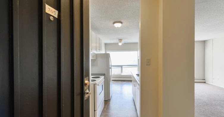 5210 122 Street Northwest, Edmonton, AB, T6H 3S4