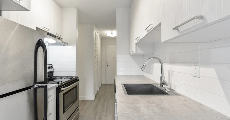 5210 122 Street Northwest, Edmonton, AB, T6H 3S4 - 3