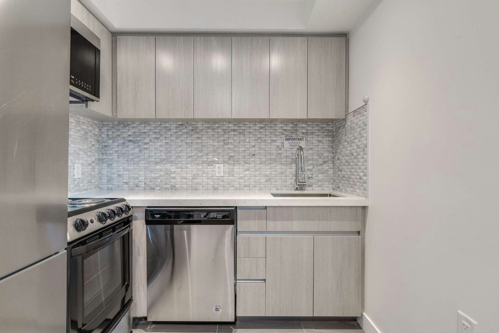 --1429 Haro-1431 Haro Street, Vancouver, BC, V6G 1J3 - 2
