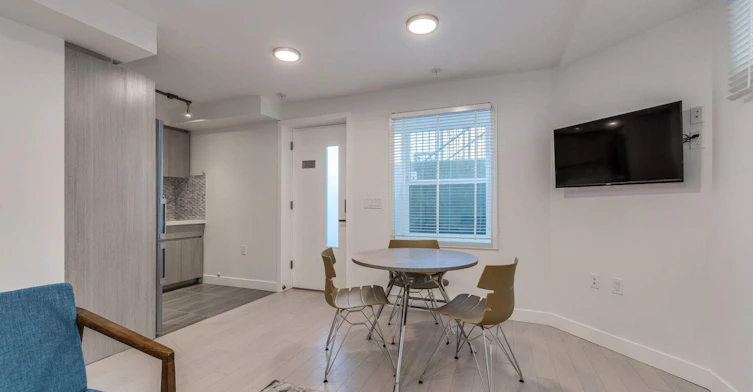--1429 Haro-1431 Haro Street, Vancouver, BC, V6G 1J3